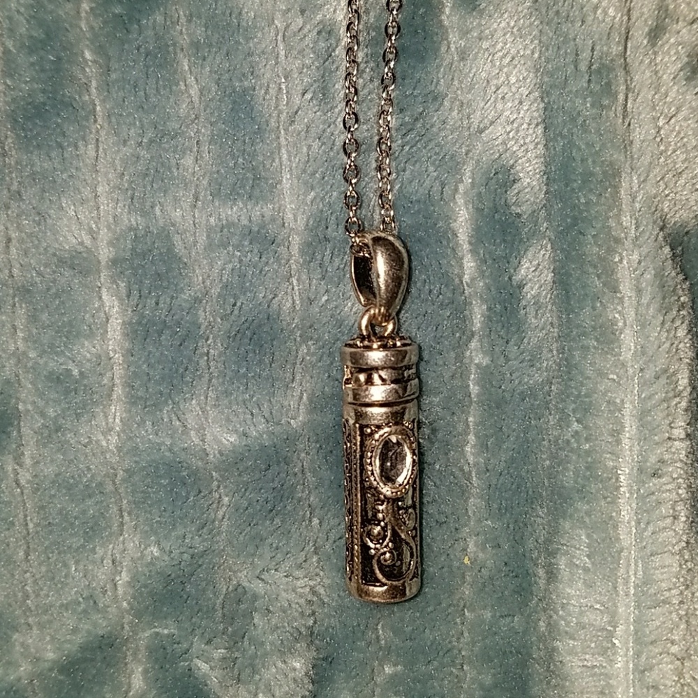 Jar necklace
